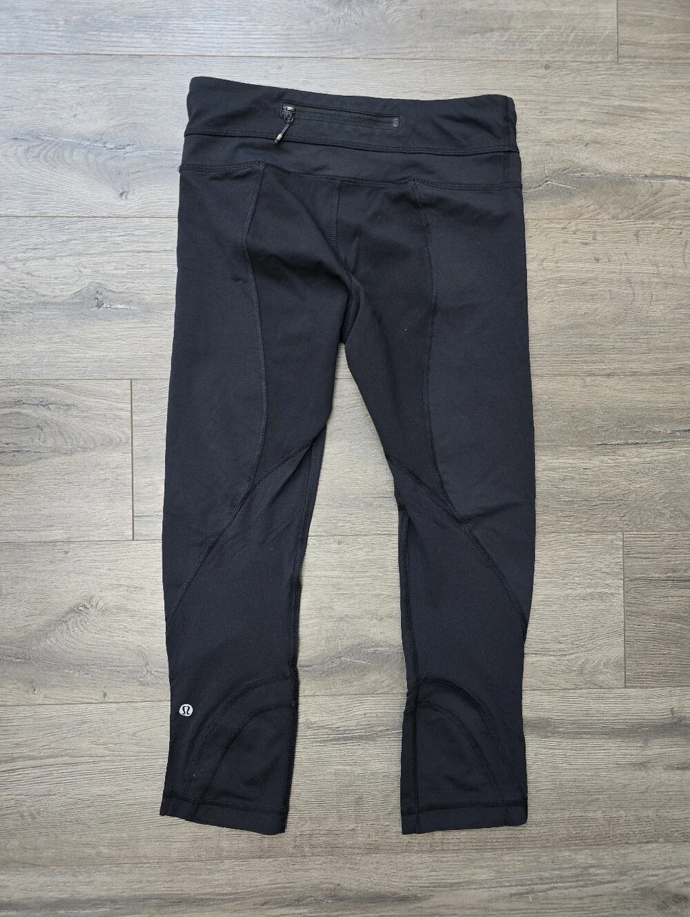 Lululemon Leggings With Graphic Size 4